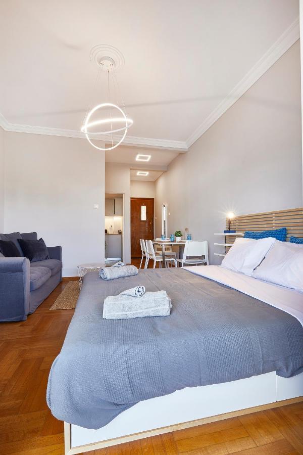 אתונה Chloe Boutique Apartments Acropolis Museum מראה חיצוני תמונה
